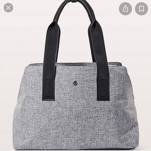 Lululemon Go Getter Bag in Grey and Black